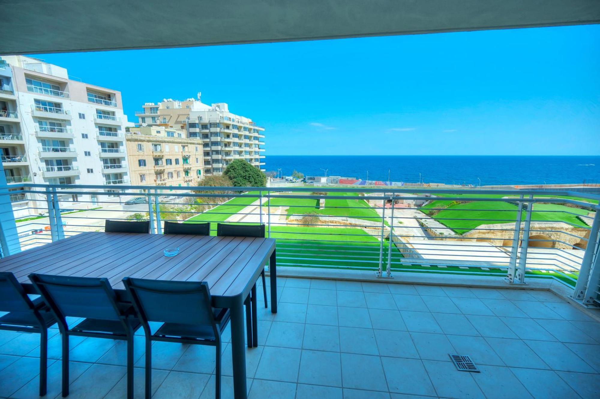 Fort Cambridge Apartments Sliema Ngoại thất bức ảnh